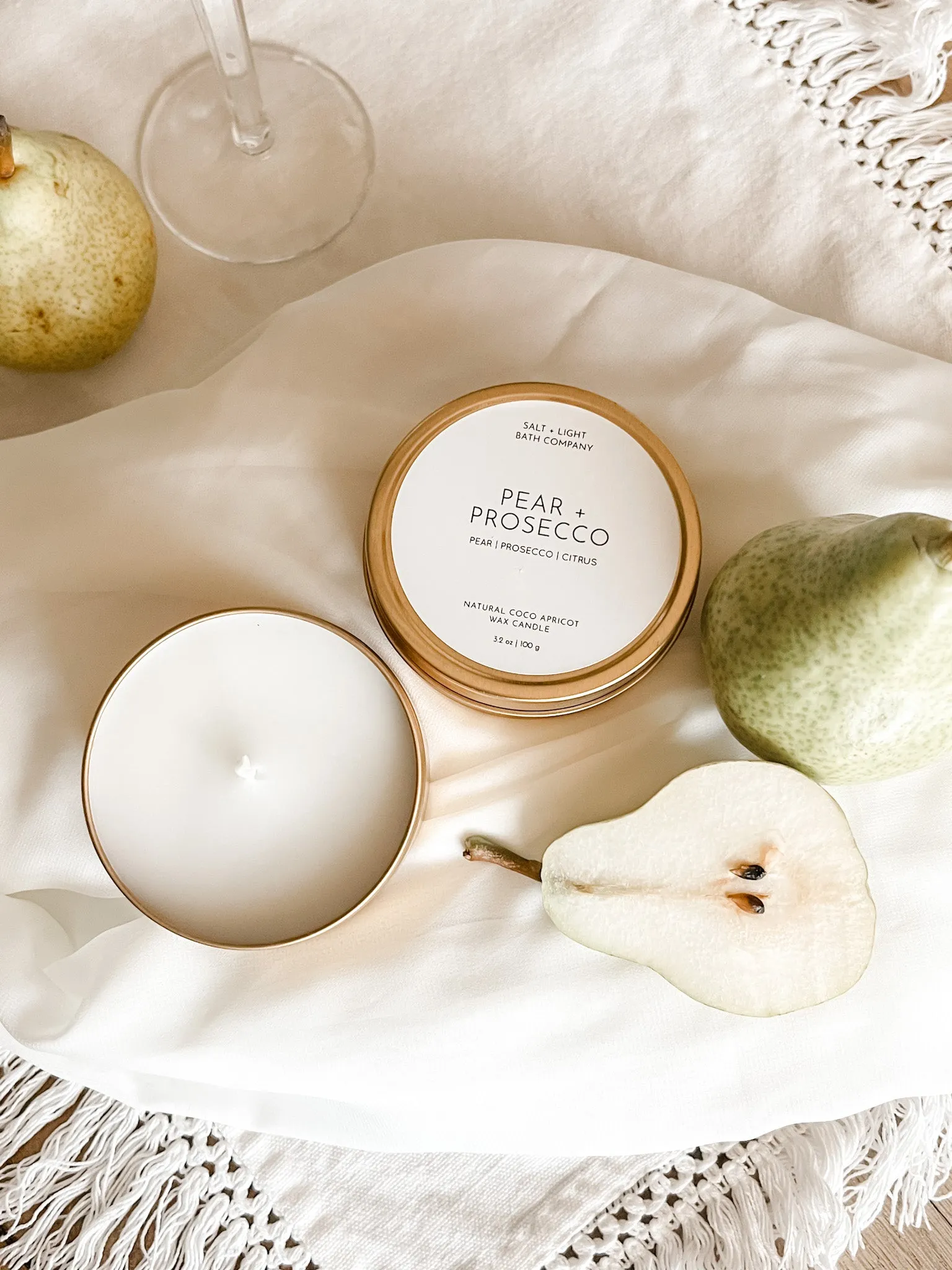 3.2 oz Pear   Prosecco Candle