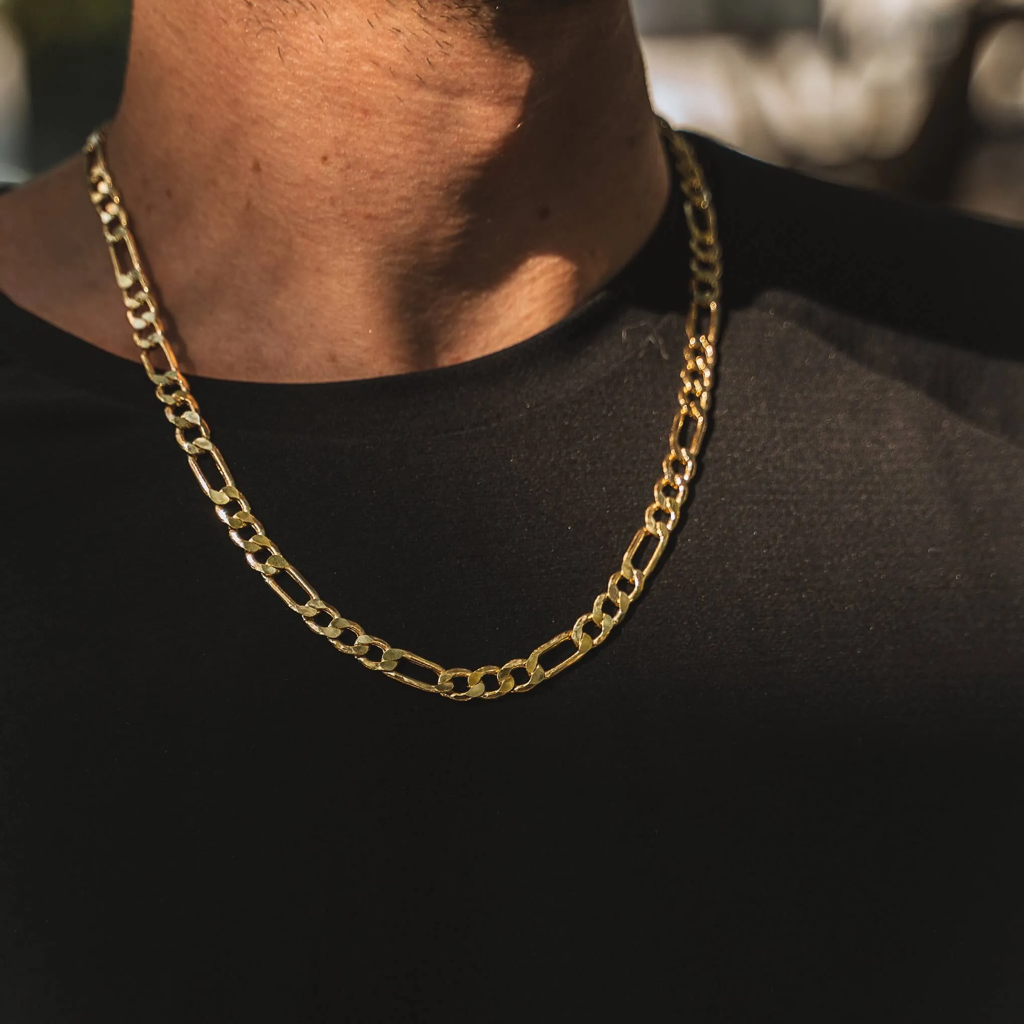 Hollow Figaro Chain
